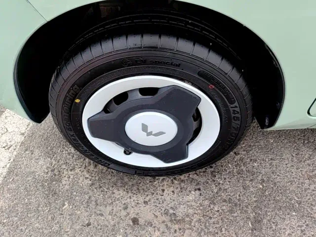Wuling Hongguang Mini EV — Фото автомобиля 22