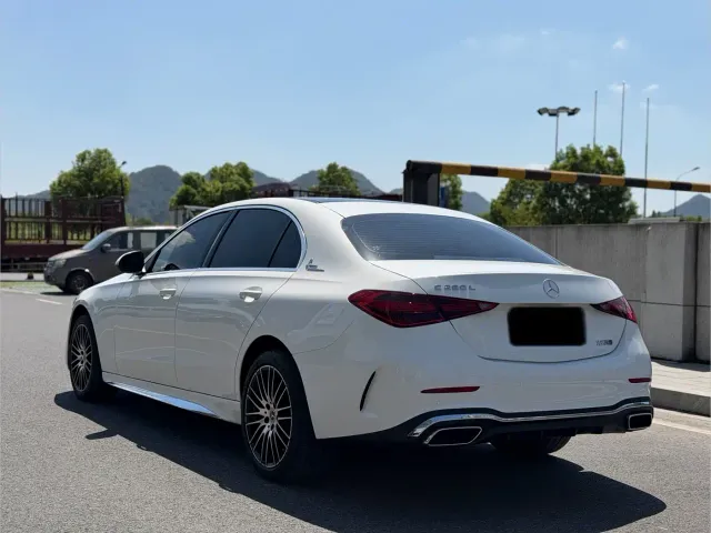 Mercedes-Benz C-Class — Фото автомобиля 14