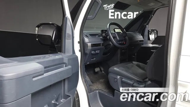 Kia PV5 — Фото автомобиля 15