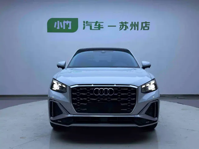 Audi Q2L — Фото автомобиля 2