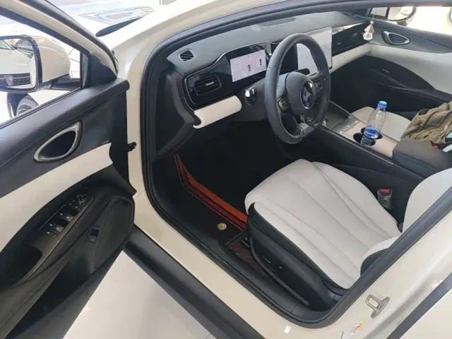 BYD Seal 06 — Фото автомобиля 15