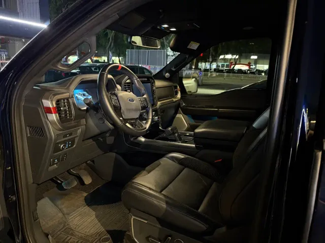 Ford F-150 Raptor — Фото автомобиля 7