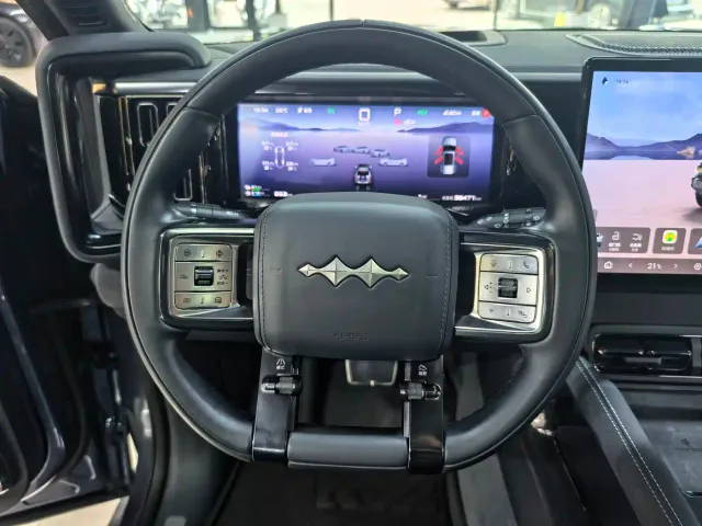BYD FangChengBao Leopard 5 — Фото автомобиля 9