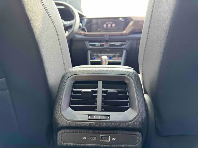 Volkswagen Tharu — Фото автомобиля 17
