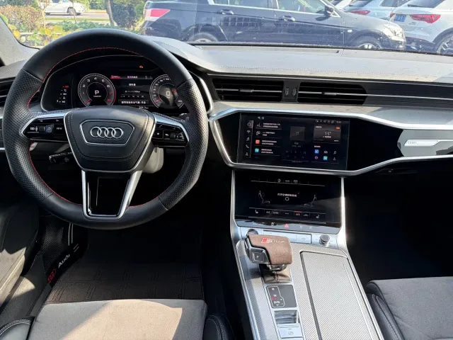Audi A6L — Фото автомобиля 8