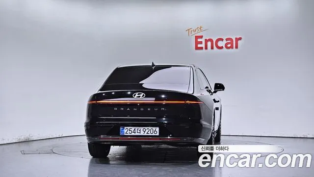 Hyundai Grandeur — Фото автомобиля 4