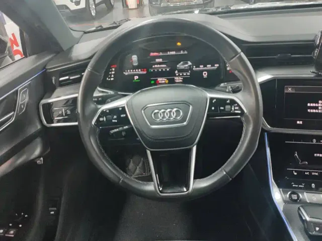 Audi A6L — Фото автомобиля 15
