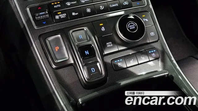 Hyundai Santa Fe — Фото автомобиля 12