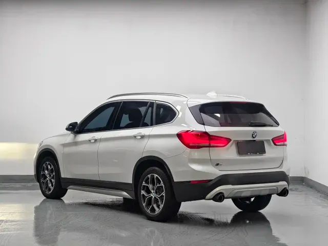 BMW X1 — Фото автомобиля 6