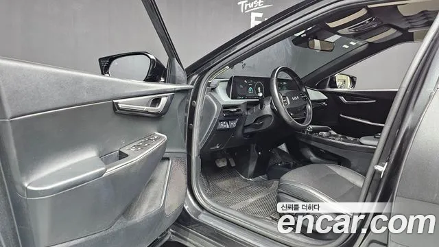 Kia EV6 — Фото автомобиля 10