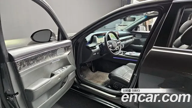 Genesis G90 Бензин 3.5 турбо AWD — Фото автомобиля 10