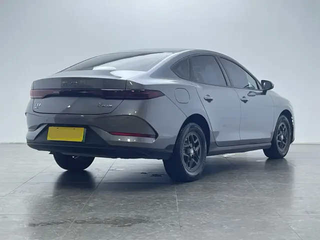 BYD Qin PLUS — Фото автомобиля 4