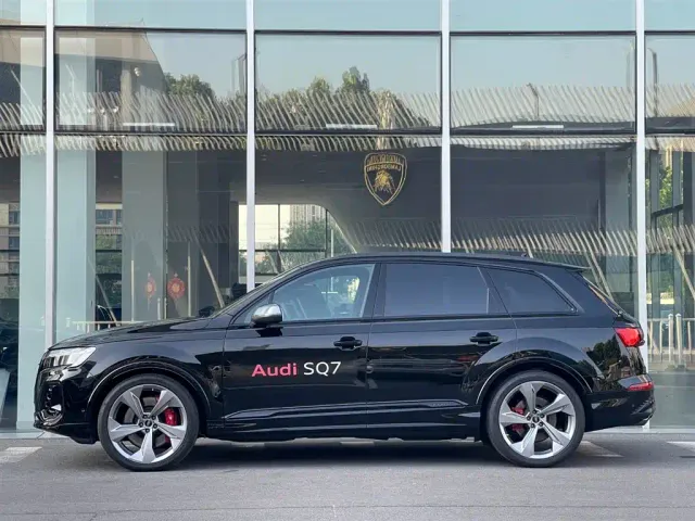 Audi Audi SQ7 2024 4.0 TFSI — Фото автомобиля 3