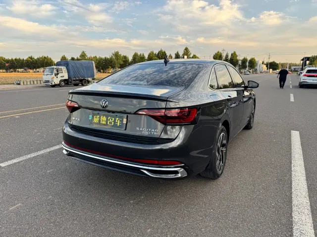 Volkswagen Sagitar — Фото автомобиля 7