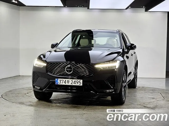 Вольво XC60 — Фото автомобиля 2