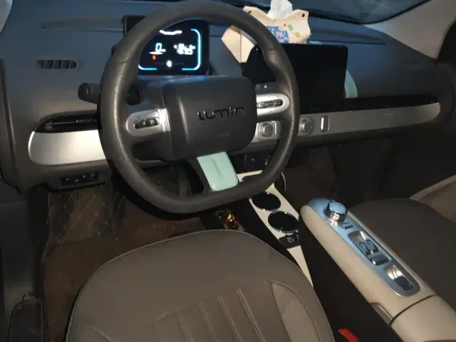 Changan Lumin — Фото автомобиля 12