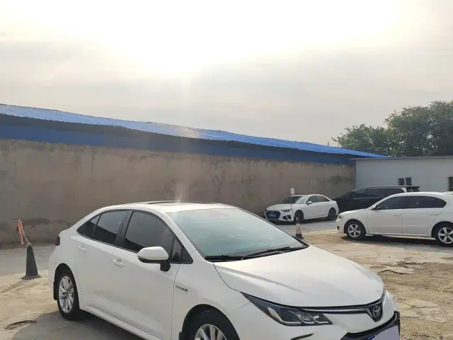 Toyota Corolla — Фото автомобиля 8