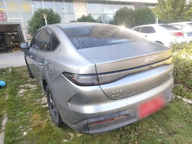BYD Seal 05 DM-i — Фото автомобиля 4