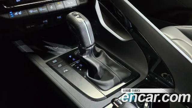 Hyundai Avante CN7 — Фото автомобиля 9