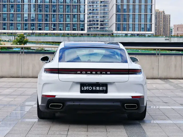 Porsche Panamera — Фото автомобиля 5