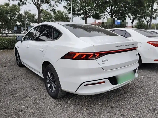 BYD Qin PLUS — Фото автомобиля 4