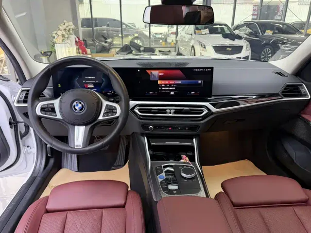 BMW i3 — Фото автомобиля 14
