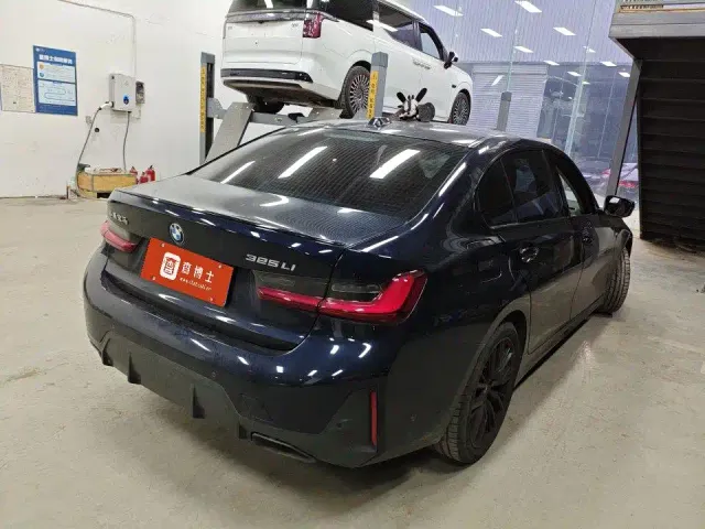 BMW 3 Series — Фото автомобиля 2