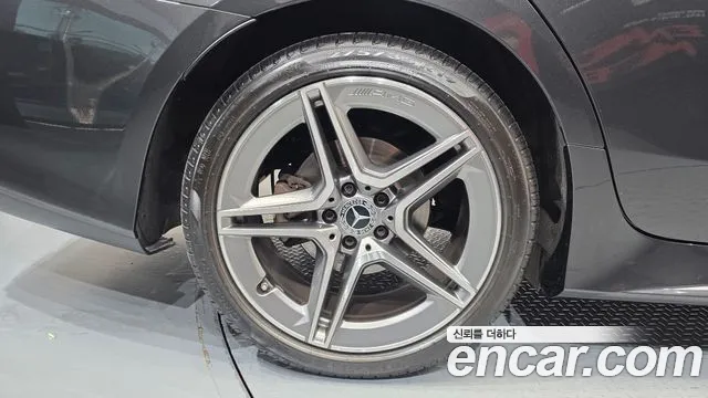 Mercedes-Benz CLS-Class — Фото автомобиля 20