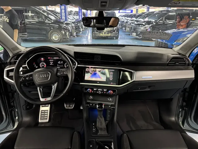 Audi Q3 Sportback — Фото автомобиля 5