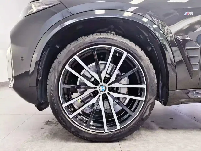 BMW X5 — Фото автомобиля 15