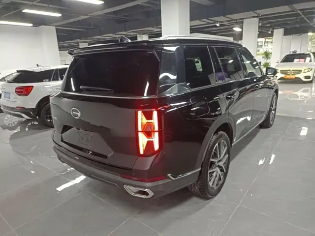 GAC Trumpchi GS8 — Фото автомобиля 6