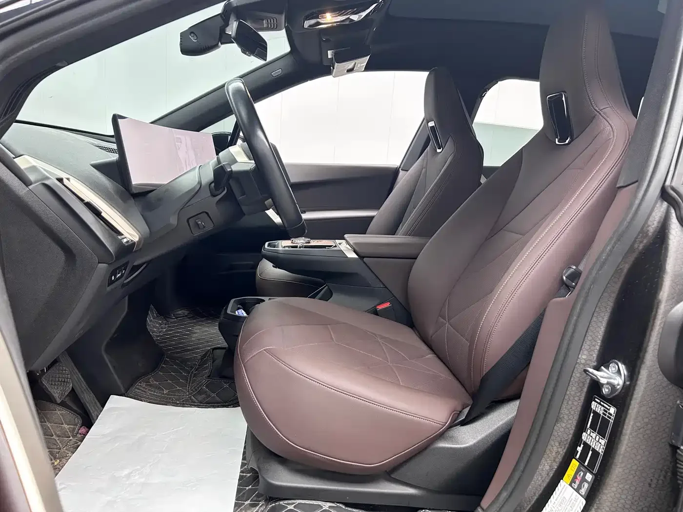 BMW BMW iX 2022 xDrive40 — Фото автомобиля 8
