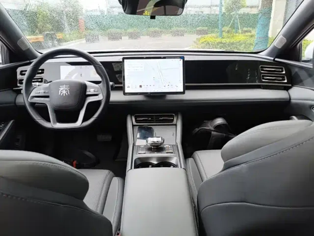 BYD Qin L — Фото автомобиля 9