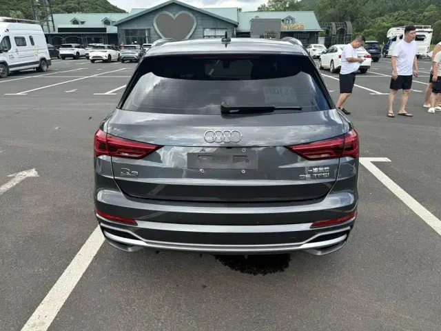 Audi Q3 — Фото автомобиля 5