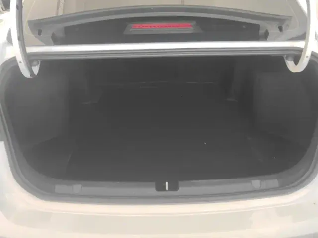 Geely Emgrand — Фото автомобиля 4