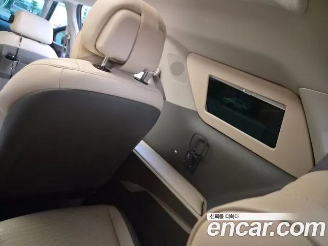 Kia Carnival 4th Gen — Фото автомобиля 16