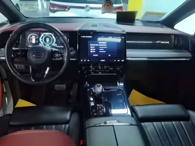 GAC Trumpchi M8 — Фото автомобиля 9