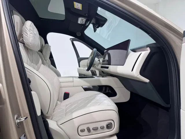 Li Auto L9 — Фото автомобиля 8
