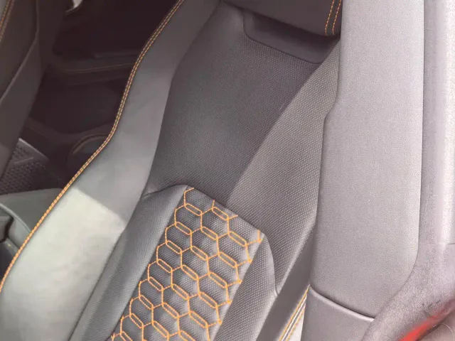 Lamborghini Urus — Фото автомобиля 7