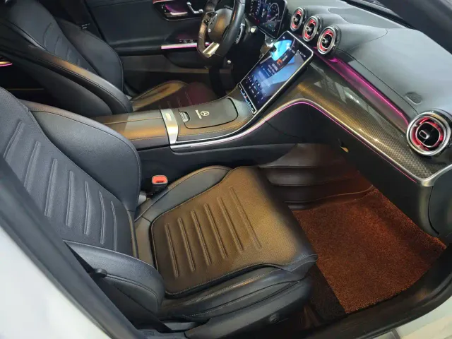 Mercedes-Benz C-Class — Фото автомобиля 6
