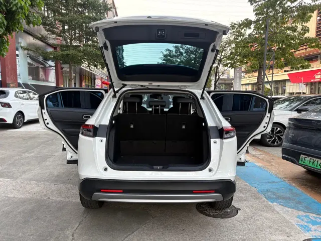 Honda Vezel — Фото автомобиля 14