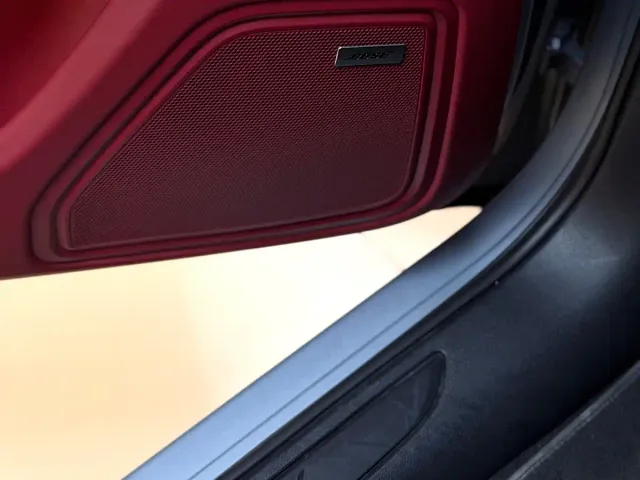 Porsche Macan — Фото автомобиля 16