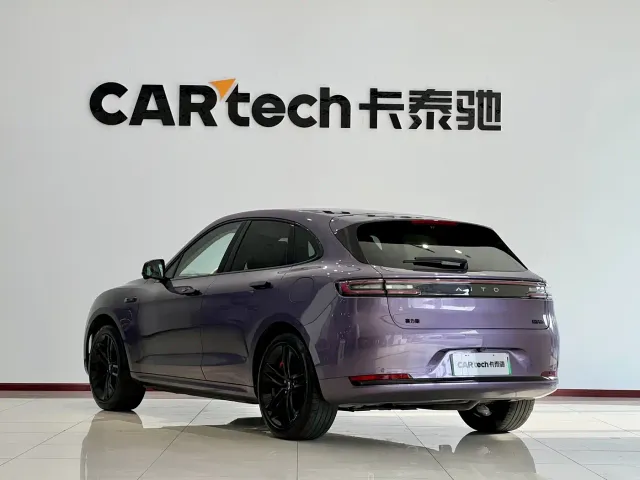 Aito M5 — Фото автомобиля 18