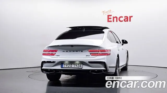 Genesis G80 RG3 — Фото автомобиля 3