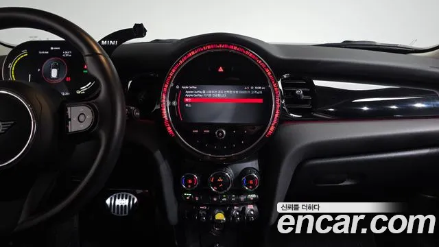 MINI Cooper Cooper Electric — Фото автомобиля 13