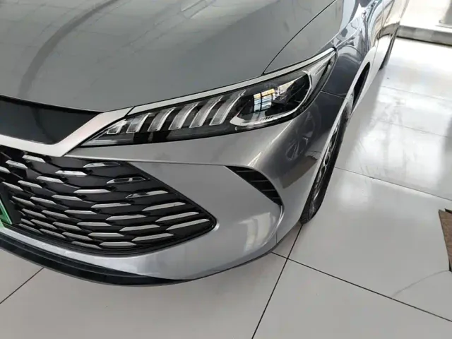 BYD Qin PLUS — Фото автомобиля 23