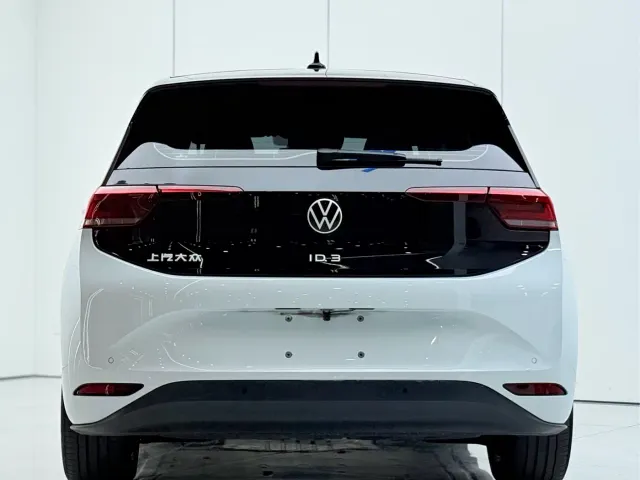 Volkswagen ID.3 — Фото автомобиля 15