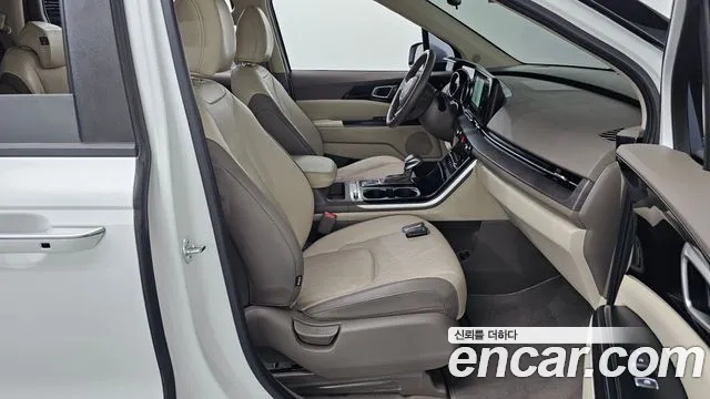 Kia Canival Carnival 4 поколение Бензин 9 мест Prestige — Фото автомобиля 25