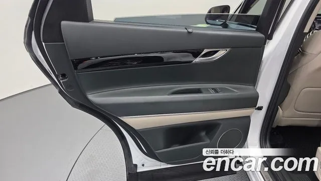 Genesis GV80 — Фото автомобиля 14