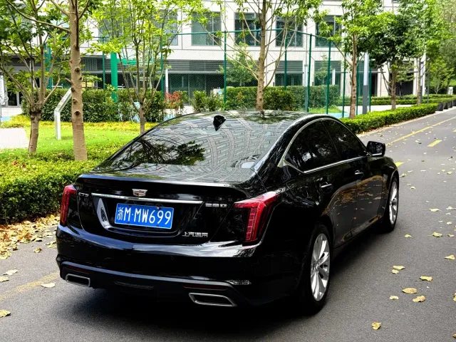 Cadillac CT5 — Фото автомобиля 5